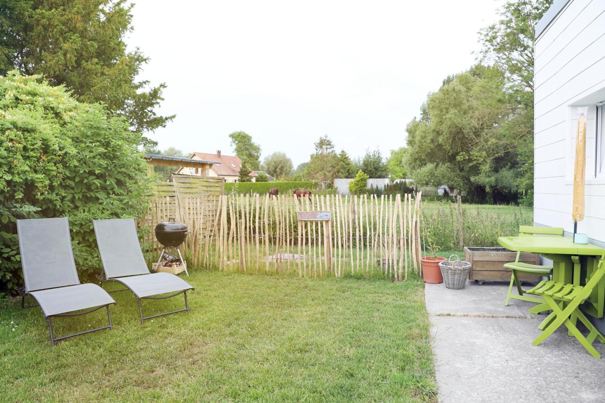 Gite Les Amoureux De La Baie Favières Exteriör bild